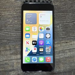 Apple iPhone SE 2022 3rd Generation iCloud And Carrier Unlocked