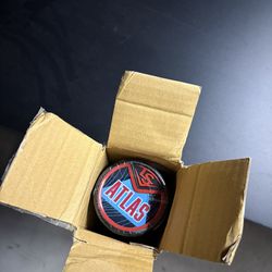 Brand New 2026 Louisville Slugger 33/30