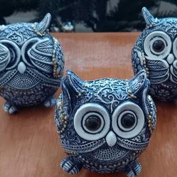 SET OF 3 Owl Figurine Resin Sculpture 