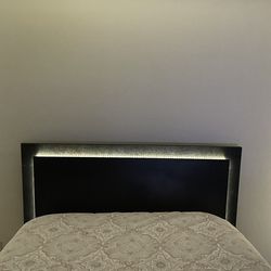 LED Wood Bed frame (Queen Size)