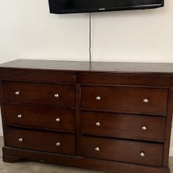 6 Drawer Dresser