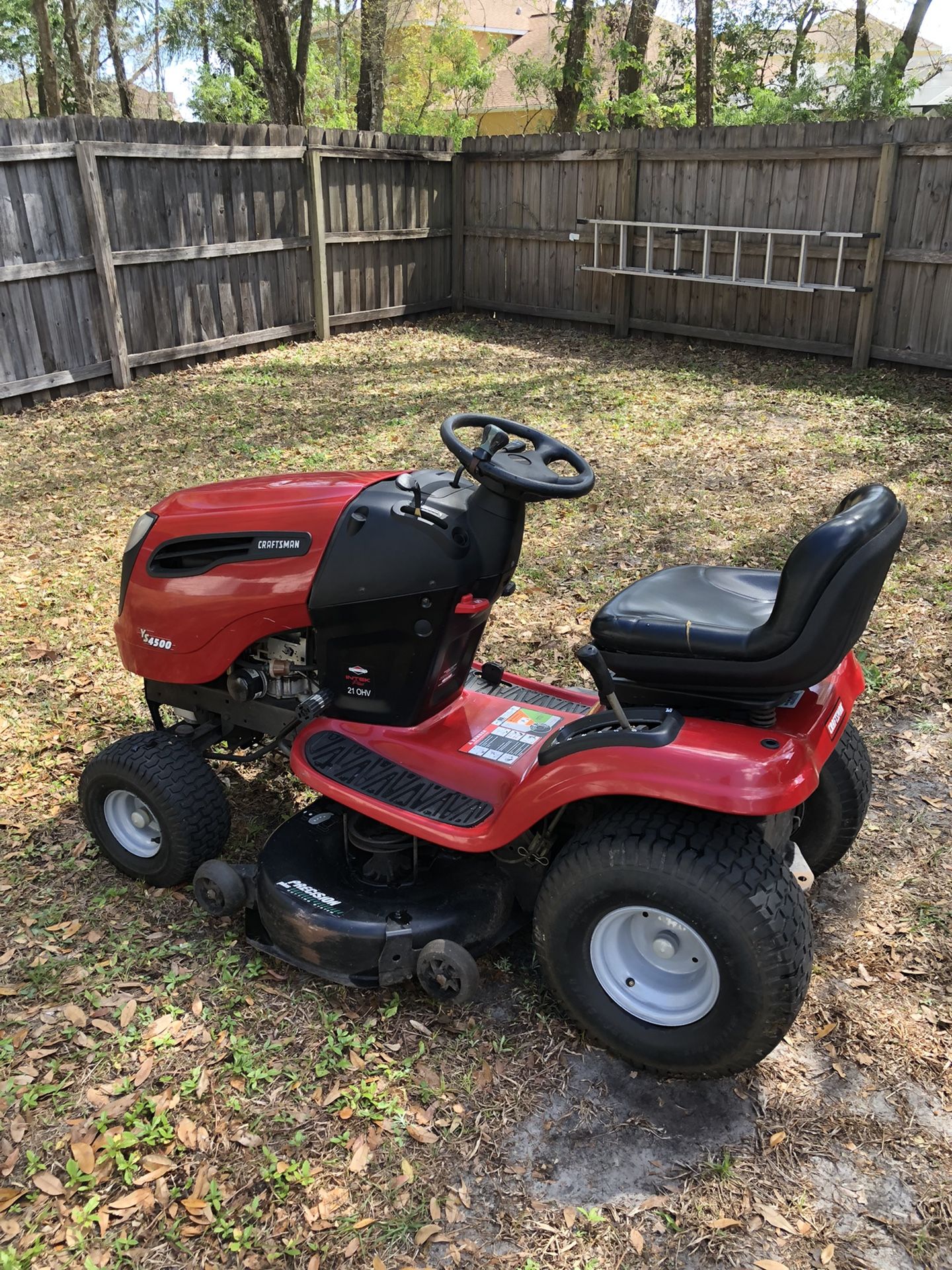 Craftsman Riding Lawn Tractor 42” 21 Hp