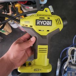 RYOBI P737 18-Volt ONE+ Portable Cordless Power Inflator for Tires (Battery Not Included, Power Tool Only