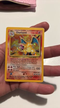 Charizard Holo Pokémon Trading Card
