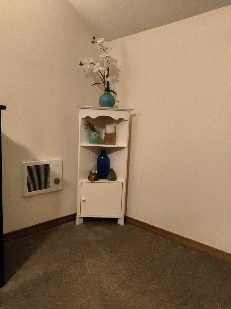 Corner Shelf With Small Cupboard On Bottom