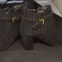 Dolce Vita Black Suede Booties Leather Cross Strap 