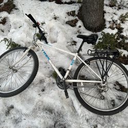 Trek 820 Mountain bike