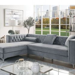 Brand New Plush Grey Storage Sectional Sofa (Pillows Included)