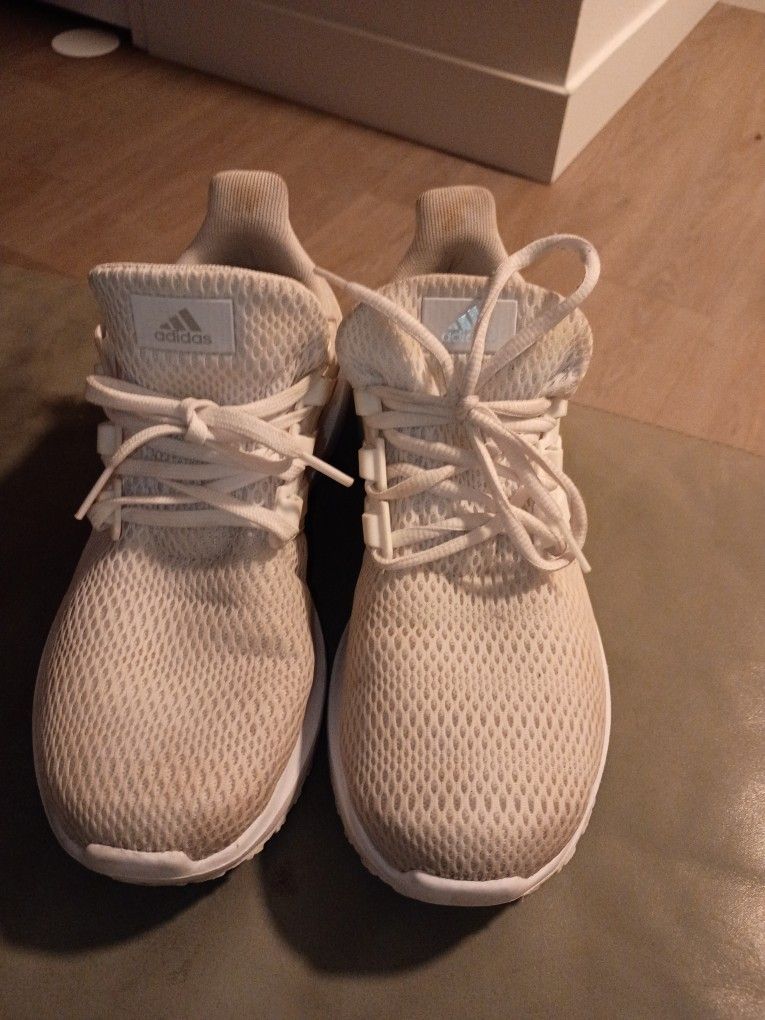 8.1/2 White Adidas Shoes