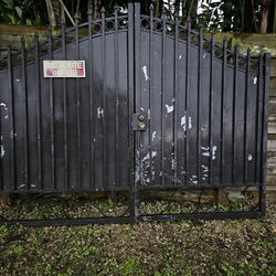Portón De Acero Galvanizado. Medidas En Las Fotos