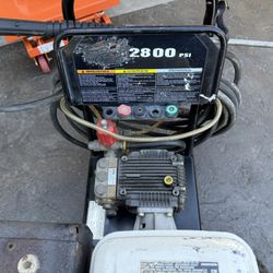 2800 psi pressure washer with 9hp honda runs great