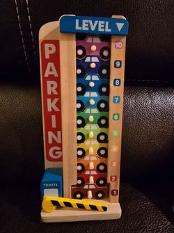 Melissa & Doug Stack & Count Wooden Parking Garage with 10 Cars