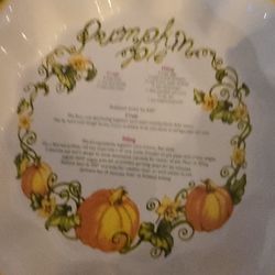 Brand new 9in TEMPTATIONS pie pan