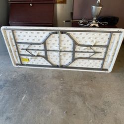 Folding Table 6’