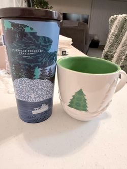 Starbucks Reserve Roastery Seattle Tumbler and Holiday Mug Set