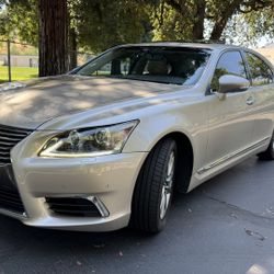 2016 Lexus LS 460