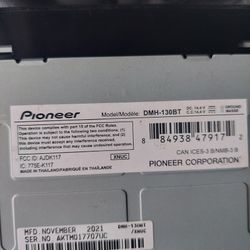 Brand New Pioneer Touch Screen Bluetooth 