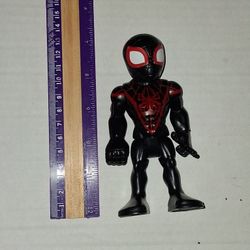 Playskool Marvel Superhero Adventures Colliectible Spiderman Action Figure 