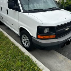 2009 Chevy Express Cargo Van
