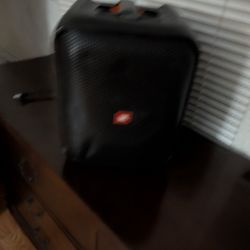 JBL Essential 