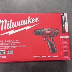  new sealed Milwaukee 2407-22 New M12 Compact 3/8” Driver Kit With Two CP1.5 Batteries