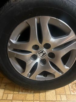 2 Honda odyssey 07 wheels