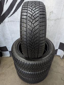 215/55r17 "Nubby New" Goodyear Ultra-Grip studless winter snow tires