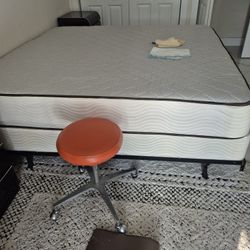 Queen Mattress Box Spring Set