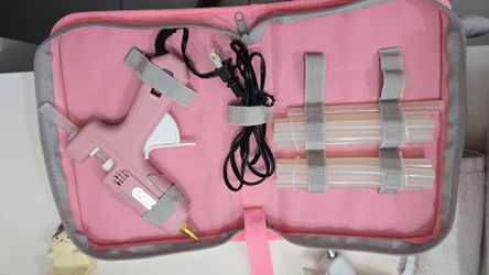 Romech Hot Glue Gun and Sticks Set