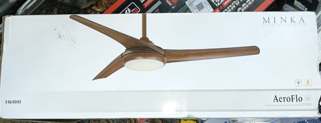 New Minka Co. Aeroflow 52" Ceiling Fan 