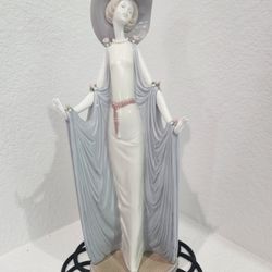 Lladró Afternoon Tea Sculpture 