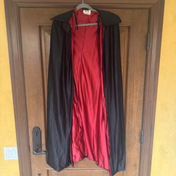 Halloween Vampire Cape Size: Adult