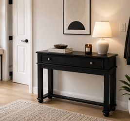Ashley Furniture Black Carlyle Accent Table