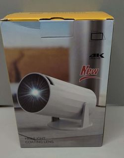 Portable Mini Projector, 4k UltraHD Home Theater