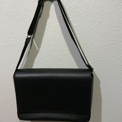 Nice Michael Kors Messenger Bag
