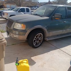 2004 Ford Expedition