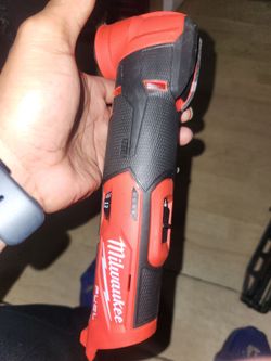 Milwaukee oscillator multi tool...