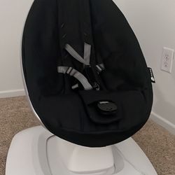 4moms Mamaroo Multi Motion Baby Swing 