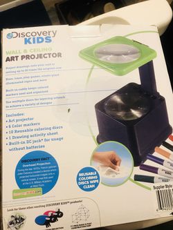 NEW Discovery Kids Wall and Ceiling Art / Sketch Projector with Markers