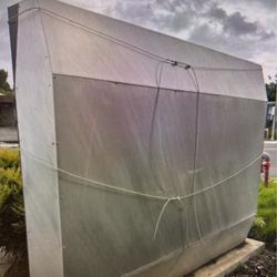 Front 110 volts sign