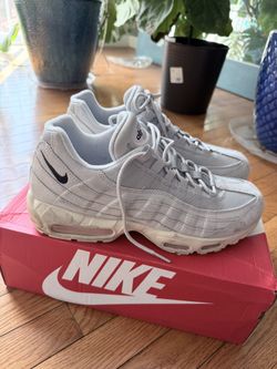 Nike Air Max 95, Size 12, Color: Gray, Tan, and Pink