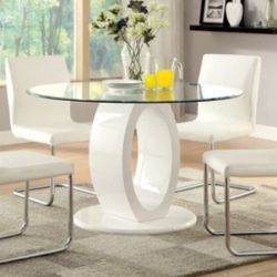 Brand New White Modern Style 5pc Dining Table Set 