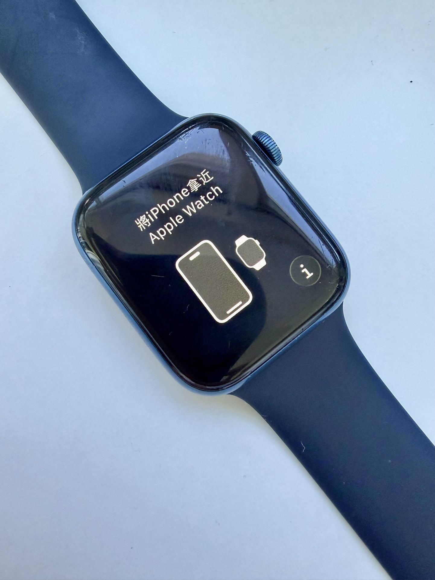 Apple Watch Series 6 44mm Blue Cellular (Unlocked) – Excellent Condition