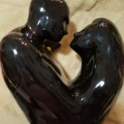 Vintage Royal Haeger Lovers Embrace  Sculpture Statue