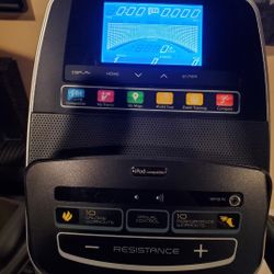 The Nordic Track E5.7 Elliptical With Adjustable And Incline Ramp