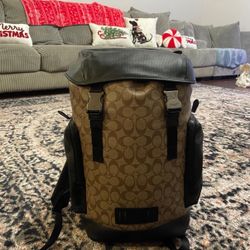 Men’s Coach Signature Backpack 