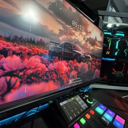 Monitor Gaming y Mesa gamer 