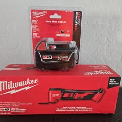 Milwaukee M18 Multi-tool And XC 5.0 Battery