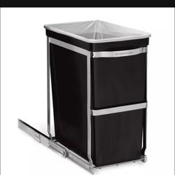 LOW PRICE MOVING- 8 GALLON GARBAGE CAN FOR CABINET 