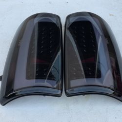00-06 Chevrolet Suburban Tahoe Gmc Yukon LED Taillights Calaveras Luces Traceras Focos Luces Chevy 